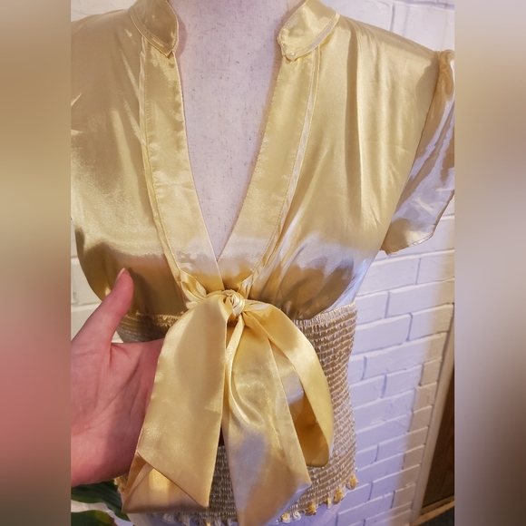 Guess Top yellow size M, Vintage - Picture 4 of 8